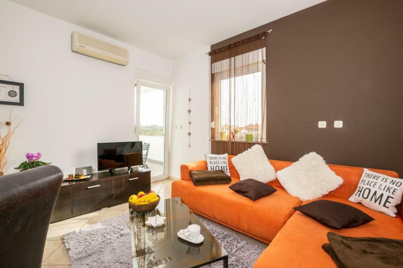 Apartment Keti Fažana Exterior foto